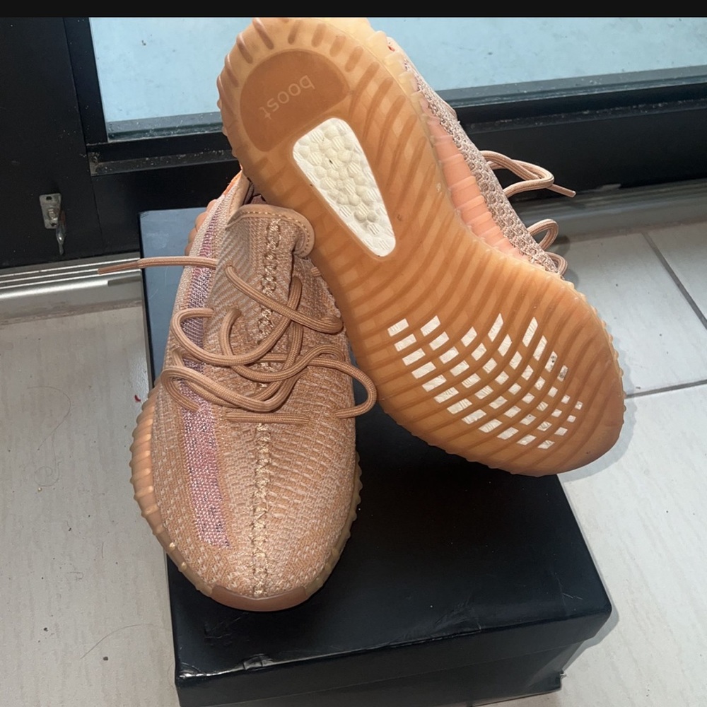 Clay Yeezy 7.5